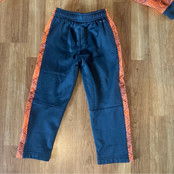 Nike Dri-Fit set - Picture 7 of 11